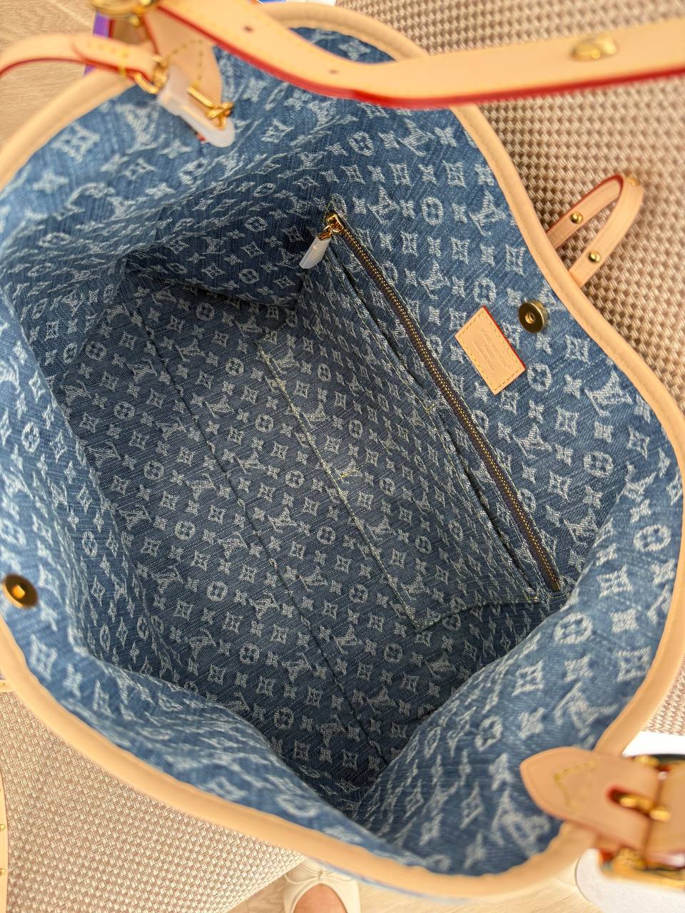 Mala LV