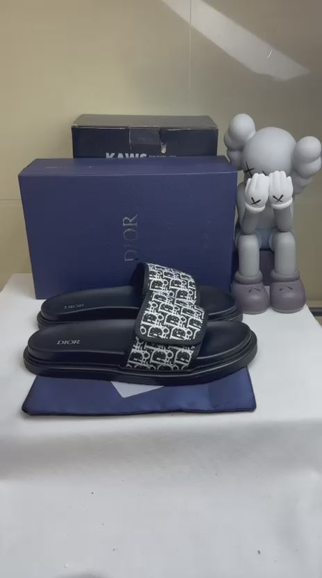 Chinelo DIOR